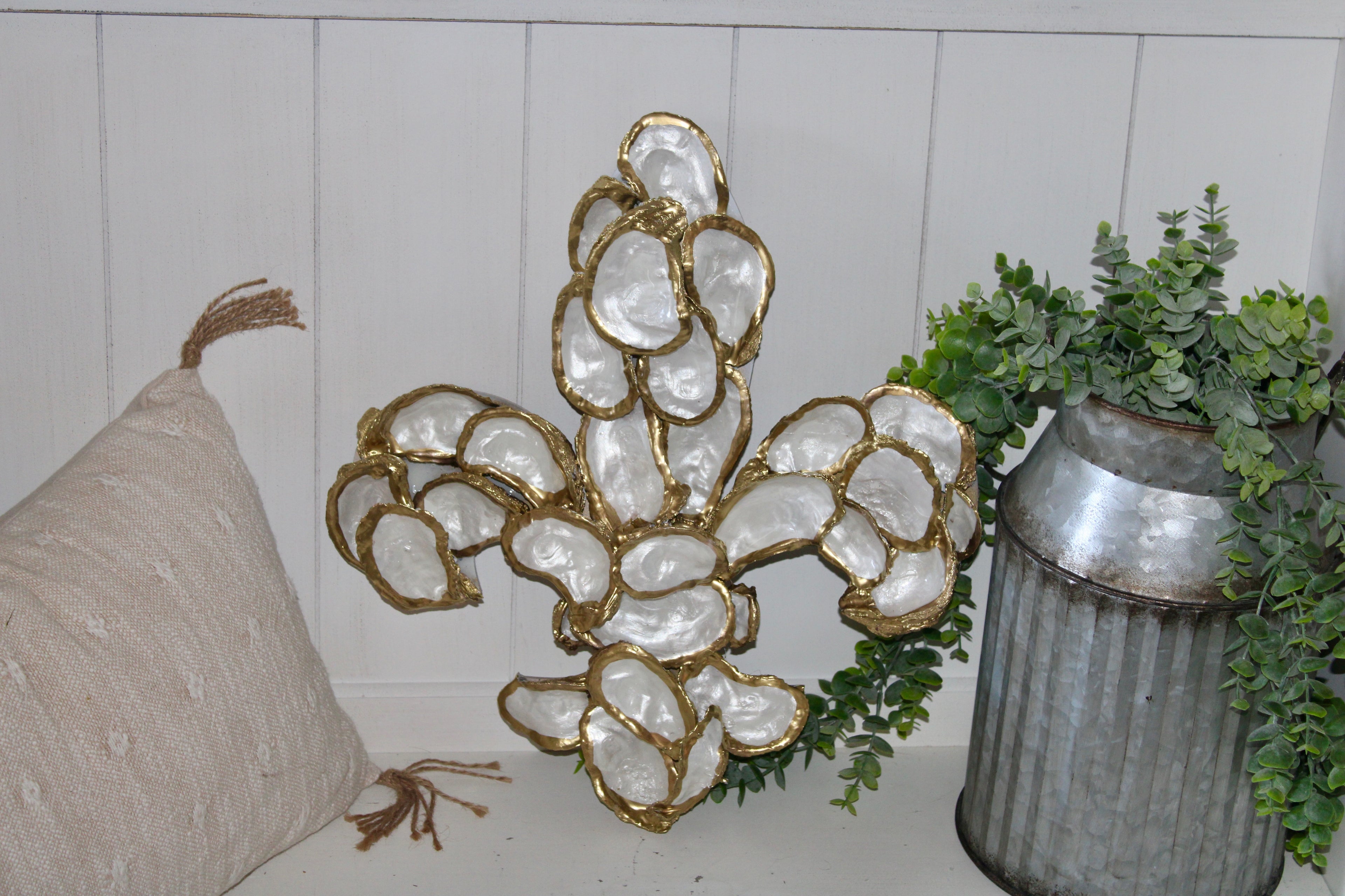 Oyster Fleur De Lis