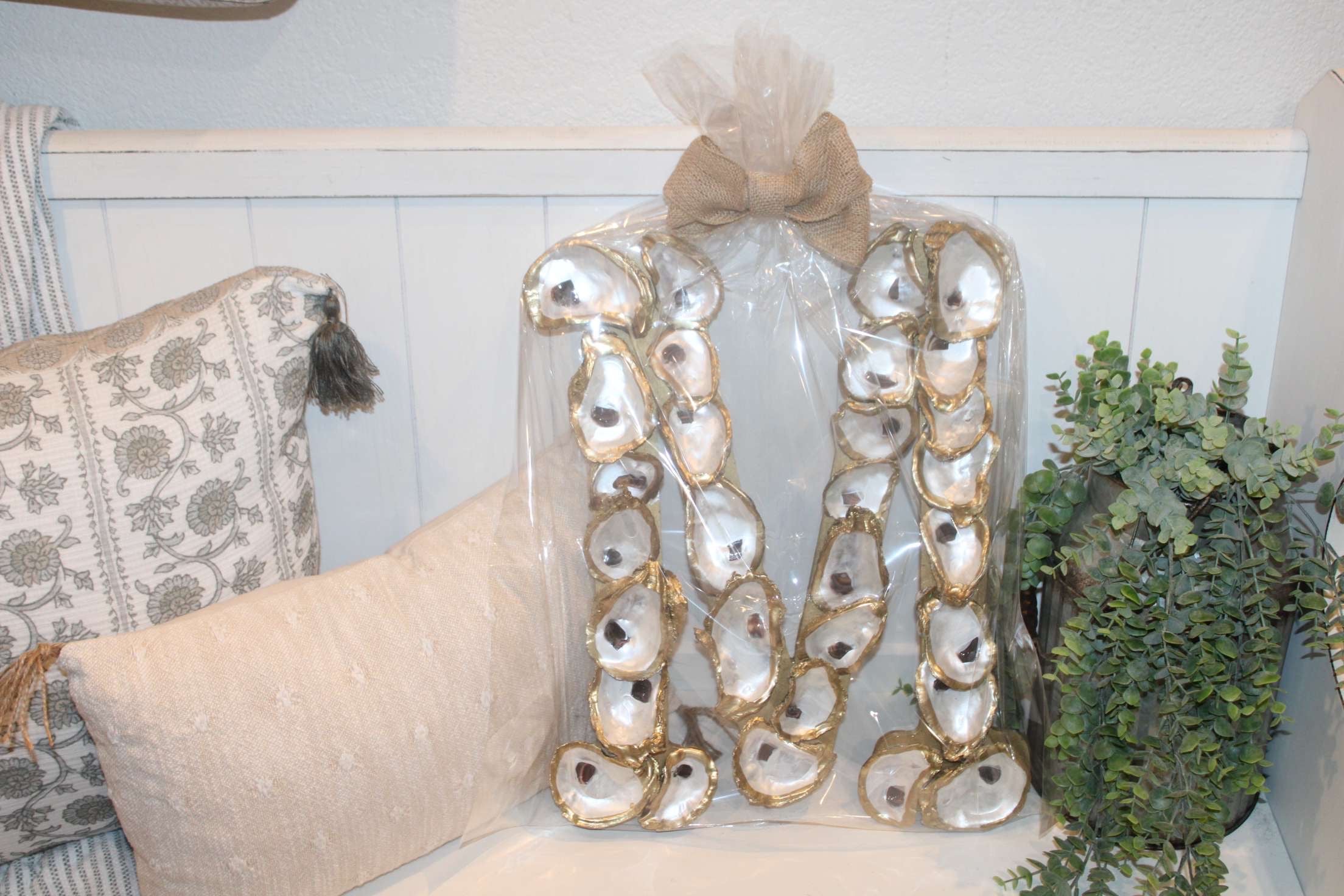 18” Oyster Initials