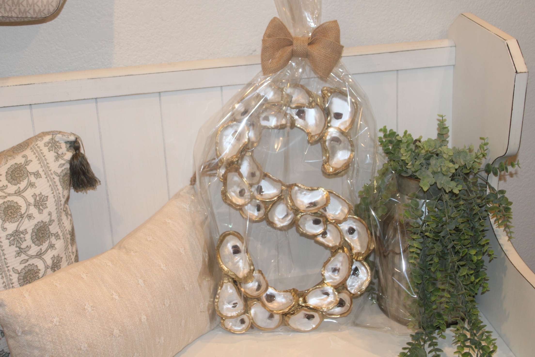 18” Oyster Initials