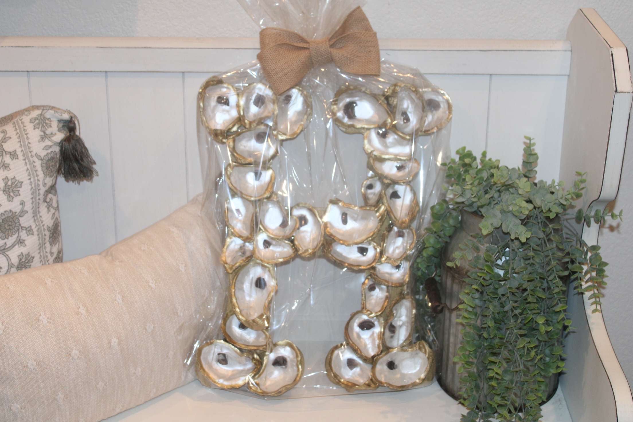 18” Oyster Initials